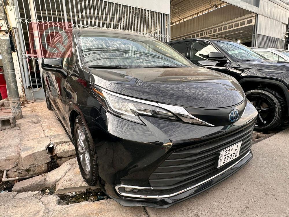 تۆیۆتا سیانا